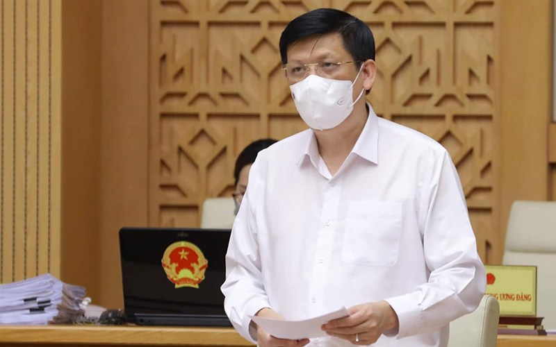 BỘ TRƯỞNG BỘ Y TẾ VIẾT TÂM THƯ GỬI NHÂN VIÊN Y TẾ TOÀN NGÀNH GIỮA DỊCH COVID-19