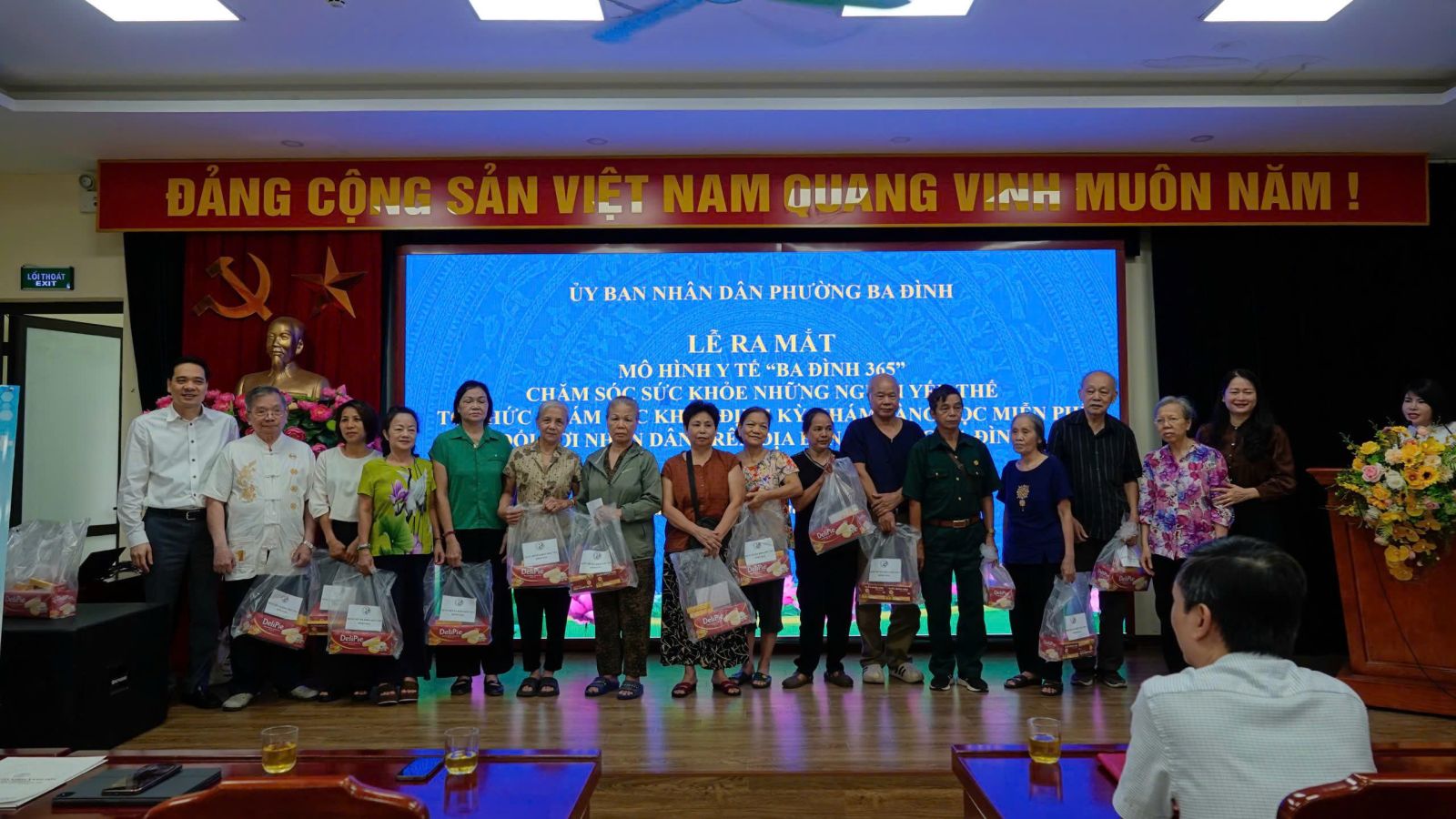 Bệnh viện Đa khoa Xanh Pôn phối hợp triển khai khám sức khỏe toàn dân, đồng hành cùng mô hình “Ba Đình 365” chăm sóc sức khỏe cộng đồng