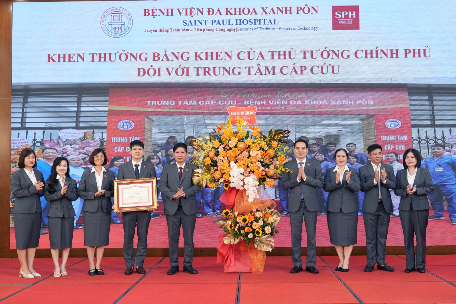 Bệnh viện Đa khoa Xanh Pôn đón những dấu ấn mới, khẳng định vị thế trong mạng lưới y tế Thủ đô