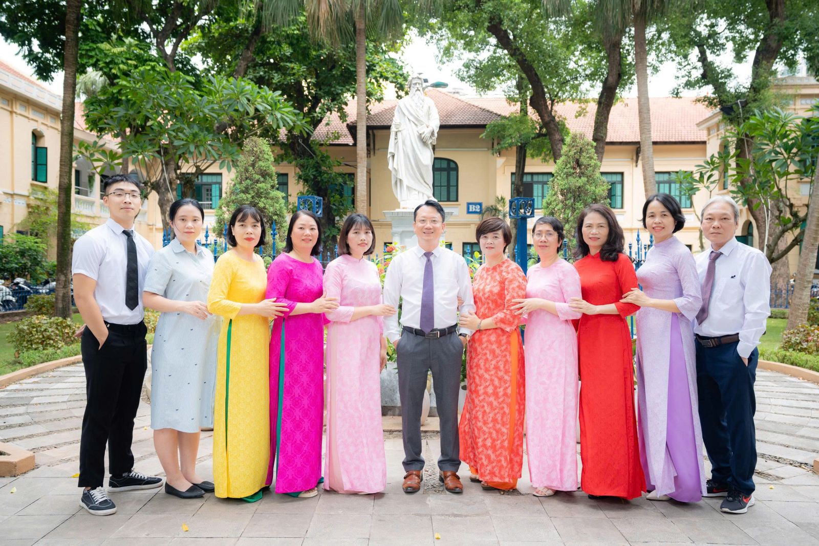 Trung tâm bảo vệ, chăm sóc sức khỏe cán bộ thành phố Hà Nội