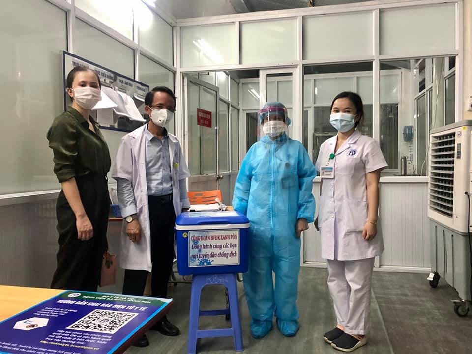 CÔNG ĐOÀN BỆNH VIỆN ĐA KHOA XANH PÔN SÁT CÁNH CÙNG ĐỘI NGŨ Y BÁC SỸ CHỐNG DỊCH