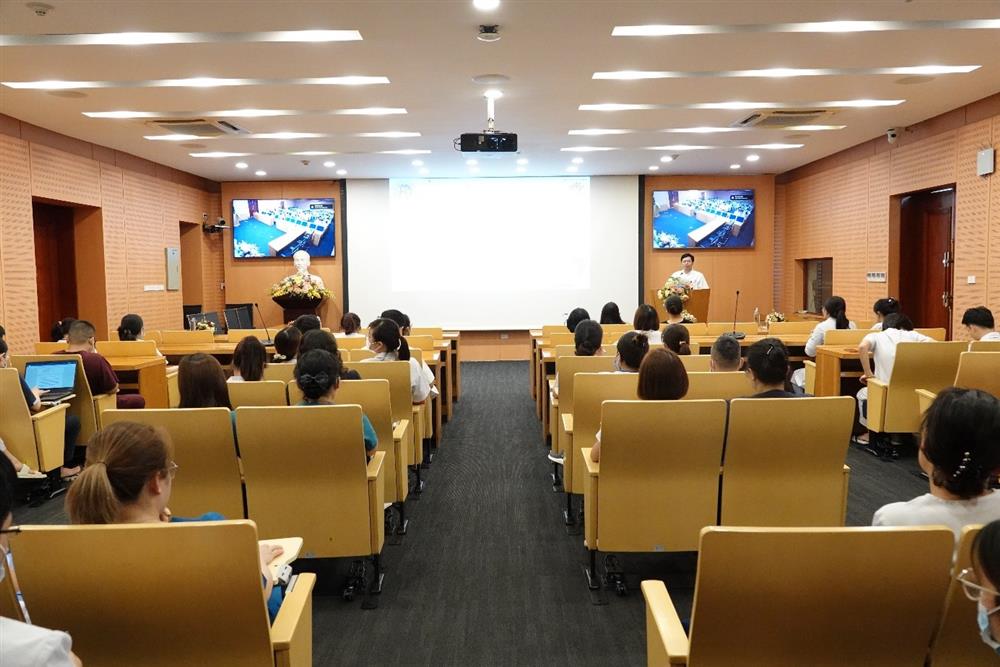 TỔ CHỨC THÀNH CÔNG SINH HOẠT KHOA HỌC “TẬP HUẤN VÀ TRIỂN KHAI PHẦN MỀM XÂY DỰNG THỰC ĐƠN CÂN BẰNG DINH DƯỠNG CHO BÀ MẸ VÀ TRẺ EM”