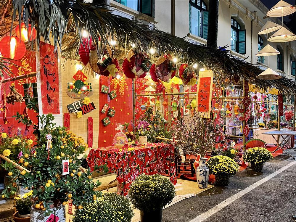 TƯNG BỪNG PHỐ TẾT XANH PÔN 2023